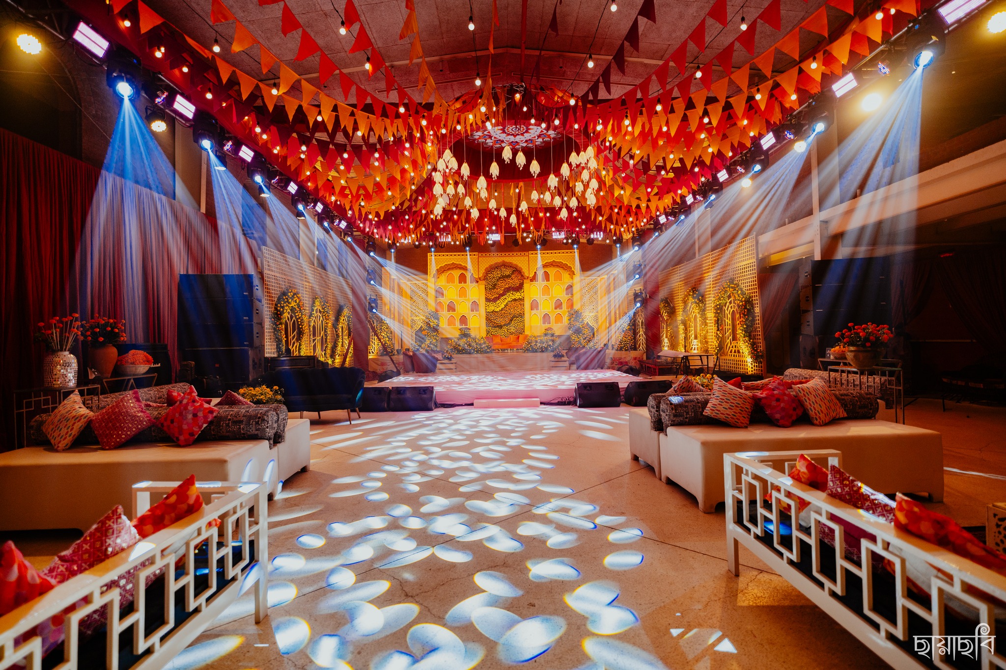 holud hues telling their love story Samiha fahim Aloki Platinum events15