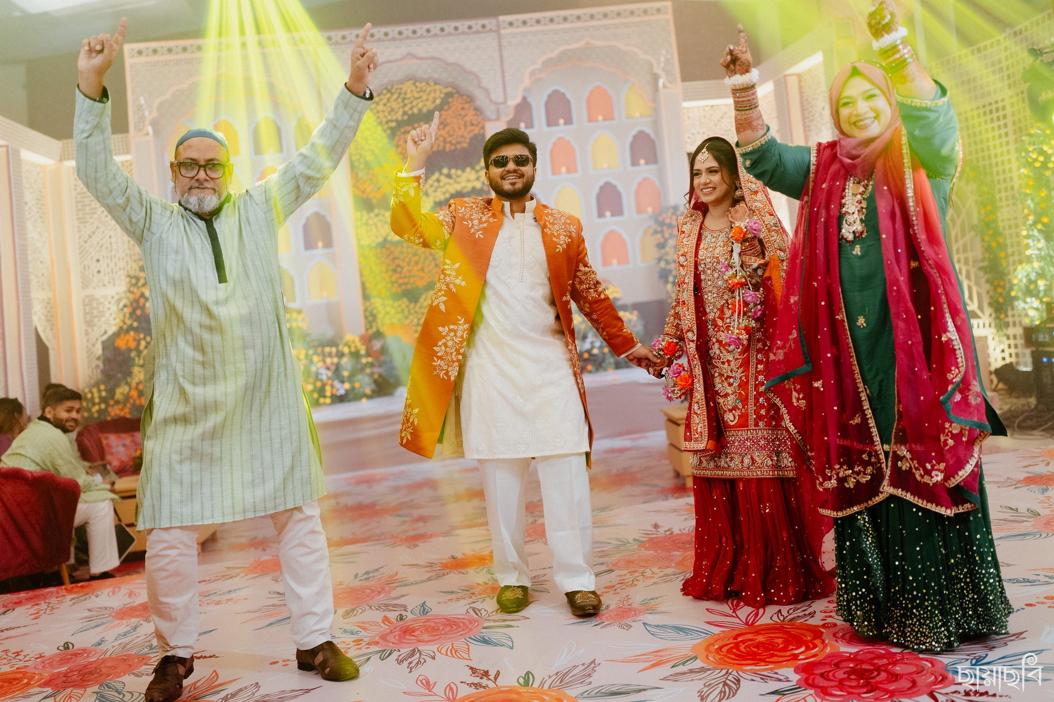 holud hues telling their love story Samiha fahim Aloki Platinum events5